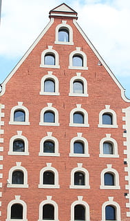 poland, torun, build, built structure, architecture, window, building exterior, sky, building, cloud - sky, day, nature, no people, arch, outdoors, low angle view, city, in a row, side by side, sunlight, red, repetition, religion, 2K, CC0, public domain, royalty free