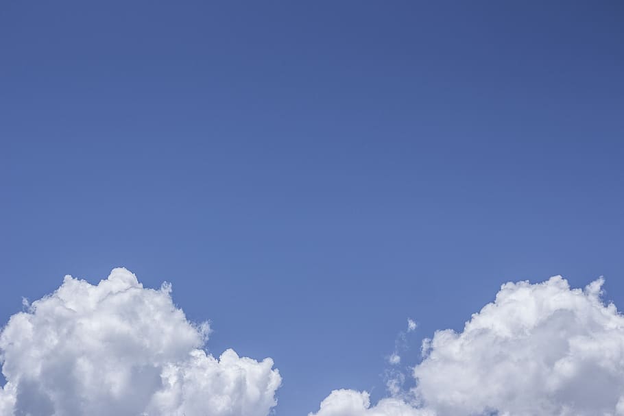 Sky, himmel, sky - himmel, cloudscape, baggrunde, blå, hvid farve, kopiere plads, ingen mennesker, atmosfære, fluffy, natur, scenics - natur, skønhed i naturen, dag, idyllisk, miljø, ro, vind, udendørs, meteorologi, blødhed, lyse, abstrakt, ren, 5K