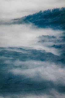 onades blaves, cel, núvol - cel, bellesa a la natura, escenics - natura, escena tranquil·la, tranquil·litat, cap gent, naturalesa, a l'aire lliure, idíl·lic, dia, cloudscape, escena no urbana, medi ambient, vista aèria, fons, aigua, muntanya, moviment, poder a la natura, 4K, CC0, domini públic, lliure de regalies