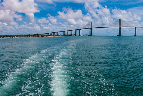 bridge, cloudy, sky, architecture, clouds, daylight, environment, horizon, landscape, nature, outdoor, outdoors, river, scenery, scenic, water, sea, transportation, connection, bridge - man made structure, cloud - sky, built structure, travel destinations, beauty in nature, travel, scenics - nature, no people, day, suspension bridge, tranquility, bay, long, 4K, CC0, public domain, royalty free