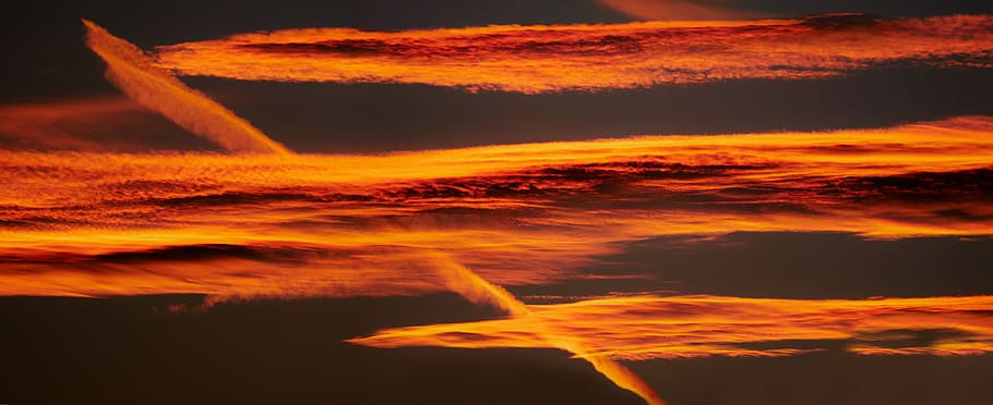 orange, sort, skyer, baggrund, baggrundsbelyst, overskyet, mørk, daggry, dramatisk, aften, guld, landskab, lys, humør, naturskøn, himmel, sol, solnedgang, struktur, ingen mennesker, skønhed i naturen, natur, rød, orange farve, sky - himmel, abstrakt, scenics - natur, meddelelse, bevægelse, vand, udendørs, skilt, miljø, varme - temperatur, strøm, dramatisk himmel, jord, flyder, magt i naturen, 5K