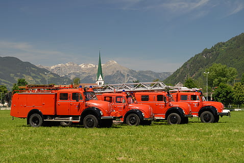 magirus, foc, oldtimer, silenciar, escala de placa giratòria, camió de bombers, escala, escapament de foc, cap de rescat, carro, oldie, magirus-deutz, sirena, llum blava, manera de transport, muntanya, transport, vehicle terrestre, cel, naturalesa, herba, dia, bellesa a la natura, automòbil, cap gent, planta, camió, Serra, a l'aire lliure, viatjar, camp, terra, color taronja, escenics - natura, 4K, CC0, domini públic, lliure de regalies