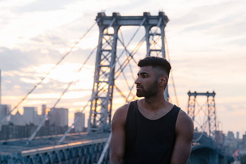 man, new, york city bridge photo, Men, Urban Life, City, Mens Fashion, Bridges, Profile, architecture, one person, built structure, sky, building exterior, sunset, nature, young adult, lifestyles, cloud - sky, adult, looking, young men, looking away, portrait, outdoors, waist up, contemplation, cityscape, 4K, CC0, public domain, royalty free