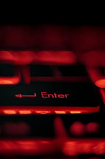 světlo, klávesnice, hodiny, cyber, punk, zadejte, makro, bokeh, Červené, digitální hodiny, neon, CD přehrávač, elektronika, laser, přeprava, vozidlo, automobil, auto, sportovní auto, nachový, technologie, sdělení, detail, text, nikdo, počítač, selektivní zaměření, počítačové vybavení, uvnitř, umělecká kultura a zábava, počítačová klávesnice, temný, západní skript, klíč počítače, počítačovou část, kopie prostor, spojení, černé pozadí, 5K, CC0, veřejná doména, bez autorských práv