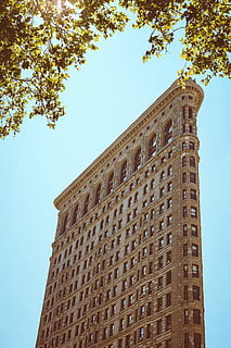 edificio di ferro da stiro, nuovo, York, giorno, costruzione, albero, Flatiron, cielo, blu, design tradizionale, punto di riferimento, monumento, città, urbano, New York, architettura, edificio storico, città scape, vista della città, cielo blu, piatto, edificio iconico, icona, storico, posto famoso, struttura costruita, Stati Uniti d'America, grattacielo, Torre, esterno dell'edificio, scena urbana, all'aperto, alto - alto, viaggio, New York City, moderno, 4K, CC0, dominio pubblico, privo di copyright