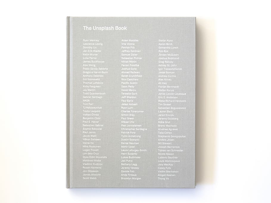 gris, llibre, lletres, escrits, blanc, desaprofitar, sol objecte, fons blanc, tallar, text, tir de l'estudi, a l'interior, comunicació, cap gent, primer pla, còpia espai, educació, guió occidental, negocis, viatjar, publicació, aprenentatge, passaport, natura morta, en blanc, 2K
