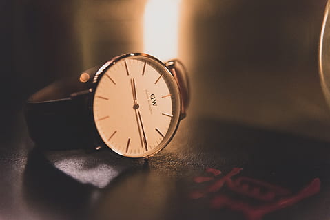 watch, clock, time, fashion, objects, accessories, indoors, number, close-up, selective focus, instrument of time, no people, minute hand, clock face, text, accuracy, table, communication, geometric shape, still life, focus on foreground, single object, wall clock, 5K