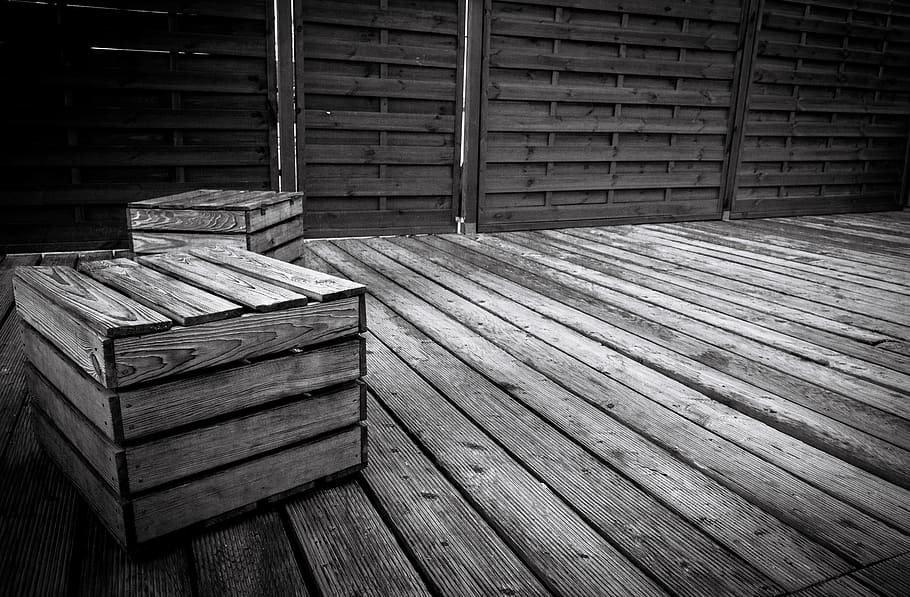 scatola, scatole, nero, bianca, bianco e nero, iso, legna, minimalismo, matematica, legno - materiale, nessuno, modello, architettura, pila, giorno, tavola, struttura costruita, baita, all'aperto, rilassamento, grande gruppo di oggetti, Marrone, costruzione, natura, capanna, fotogramma intero, posto a sedere, 5K