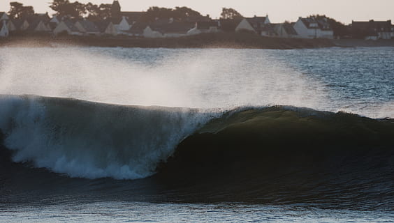 waves, wave, nature, ocean, sea, seascape, landscape, colors, france, sunset, sun, sunrise, water, motion, beauty in nature, no people, power in nature, power, scenics - nature, outdoors, day, waterfront, architecture, built structure, sport, aquatic sport, land, building exterior, flowing, breaking, 5K, CC0, public domain, royalty free