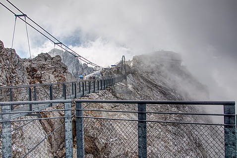 Munte, vedere, panoramic, munţi, iarnă, traseu, Alpi, călătorie, Austria, zi, cer, natură, balustradă, conexiune, transport, nor - cer, fumul - structura fizică, pod, nici o persoana, temperatura rece, pod - om construit, scenă non-urbană, construită, arhitectură, barieră, în aer liber, 4K, CC0, domeniu public, fără drepturi de autor
