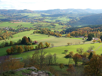 Germania, vista, paesaggio, i campi, alto ron, autunno, scena tranquilla, albero, pianta, scenics - natura, bellezza nella natura, la tranquillità, ambiente, colore verde, scena non urbana, giorno, terra, crescita, natura, cielo, erba, nessuno, idilliaco, campo, montagna, all'aperto, paesaggio ondulato, 2K, CC0, dominio pubblico, privo di copyright