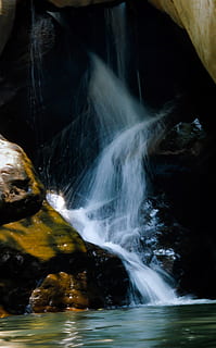 Foto, Laufen, Wasser, braun, Felsen, verwischen, Kaskade, Umgebung, Stürze, fließen, fließend, h2o, Kerala, Kerala Falls, Landschaft, Licht, Langzeitbelichtung, Bewegung, natürlich, Natur, draussen, Rock, Szene, szenisch, langsamer Verschluss, Spritzen, Stein, Strom, Tourismus, Wasserfall, nass, Schönheit in der Natur, keine Leute, Szenen - Natur, Rock - Objekt, solide, fließendes Wasser, Bewegungsunschärfe, Meer, Land, Ufergegend, draußen, Felsformation, Kraft in der Natur, Reinheit, 4K, CC0, gemeinfrei, lizenzfrei