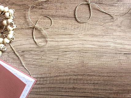 Österreich, Attrappe, Lehrmodell, Simulation, Holz - Material, Tabelle, keine Leute, drinnen, direkt darüber, Stillleben, High Angle View, Brille, braun, Kunst und Handwerk, Kreativität, Bodenbelag, Schmuck, texturiert, Nahansicht, Faden, Dekoration, Tag, persönliches Accessoire, 5K, CC0, gemeinfrei, lizenzfrei