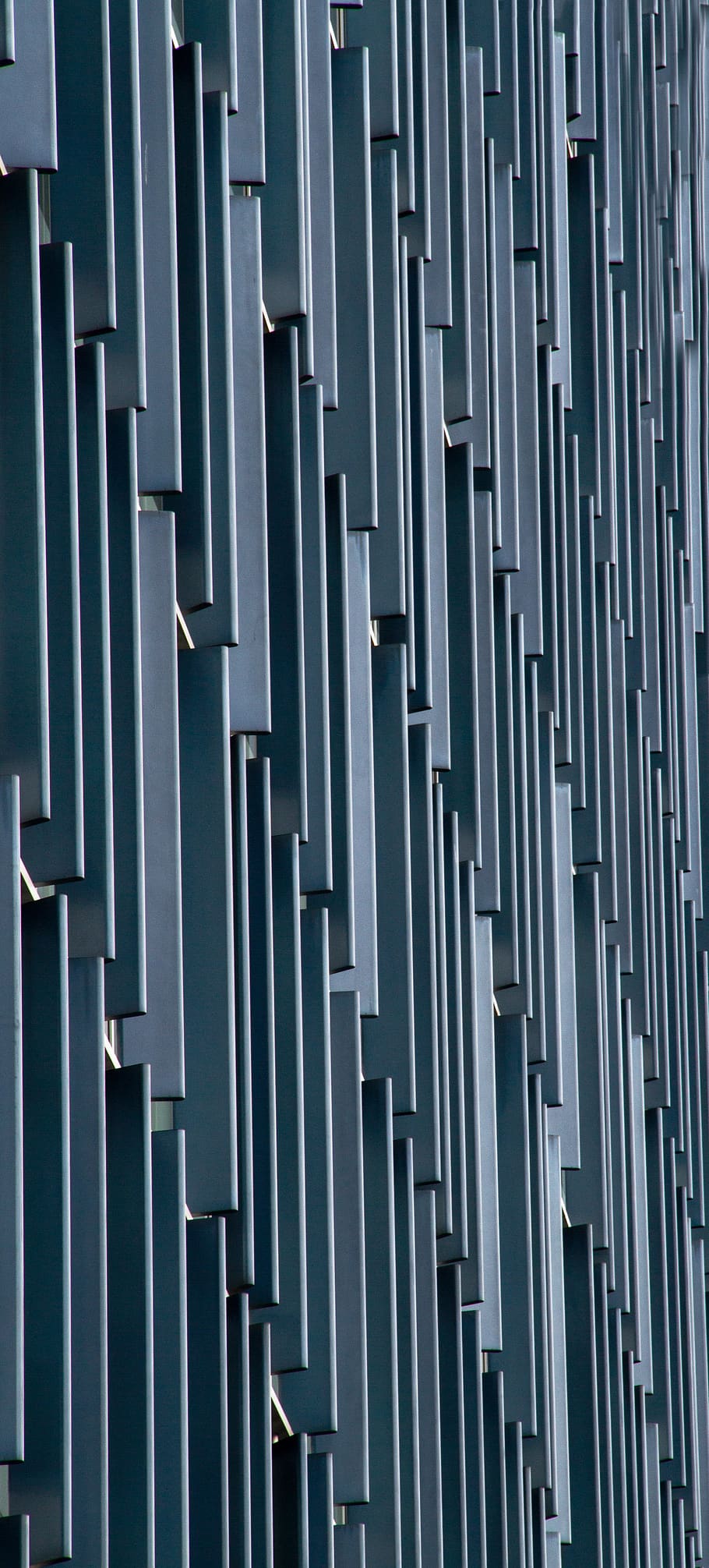 edificio in cemento grigio, Londra, costruzione, Regno Unito, città, urbano, modello, all'aperto, facciata, minimo, design moderno, architettura, astratto, recinto, cittadina, alto aumento, alloggiamento, creativo, moderno, grattacielo, architectureporn, ripetizione, fotogramma intero, nessuno, struttura costruita, di fila, sfondi, Inquadratura dal basso, giorno, fianco a fianco, avvicinamento, design, grande gruppo di oggetti, in casa, abbondanza, caratteristica della parete, 5K