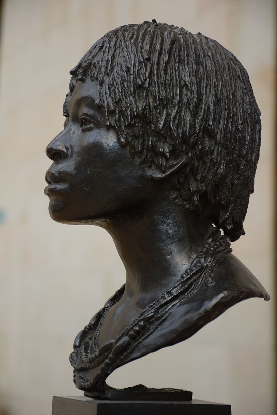 estàtua, cap, orsay, paris, França, gràfics, facial, dona, home, retrat, representació, escultura, representació humana, art i artesania, semblança masculina, cap gent, creativitat, centrar-se en primer pla, primer pla, artesania, vista lateral, semblança femenina, arquitectura, història, a l'interior, dia, aliatge de bronze, el passat, vell, vista del perfil, ornamentat, 5K