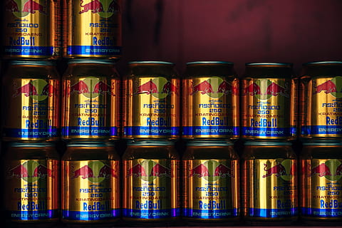 clássico, vermelho, latas de touro, estante, ninguém, dentro de casa, publicação, livro, em uma sequência, arranjo, lado a lado, grande grupo de objetos, fechar-se, ainda vida, escolha, multi colorido, Educação, quadro completo, abundância, repetição, variação, arquitetura, 5K, CC0, domínio público, royalty free