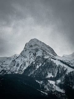 fotografia, la neve, capped, montagna, nuvole, nuvoloso, freddo, ambiente, sibilo, congelato, alto, paesaggio, picco di montagna, natura, all'aperto, panoramico, stagione, cielo, vertice, inverno, temperatura fredda, bellezza nella natura, scenics - natura, nuvola - cielo, montagna innevata, scena tranquilla, la tranquillità, catena montuosa, nessuno, gamma, scena non urbana, 4K, CC0, dominio pubblico, privo di copyright