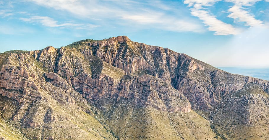 muntanya, blau, cel, naturalesa, a l'aire lliure, altiplà, cim de caçador, Serra, pic, penya-segat, EUA, fonts de pi, pendent, vall, paisatge, panoràmica, canyon, mesa, desert, camp, rock, escenics - natura, bellesa a la natura, núvol - cel, escena tranquil·la, rock - object, medi ambient, tranquil·litat, escena no urbana, sòlid, cap gent, formació de roca, destinacions de viatge, terra, geologia, idíl·lic, cim de muntanya, erosionat, formació, 5K