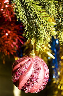 fons, pilota, bauble, blau, borrós, brillant, celebració, Nadal, arbre de Nadal, color, conífera, coníferes, decoració, avet, regal, or, penjant, festa, imatge, ornament, pi, arbre, decoració de Nadal, primer pla, centrar-se en primer pla, adorn de Nadal, planta, cap gent, fruita, llums de Nadal, menjar i beguda, frescor, menjar, vacances - esdeveniment, a l'aire lliure, 4K, CC0, domini públic, lliure de regalies