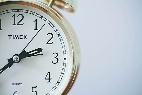 time, timer, clock, watch, hour, countdown, minute, management, work, stopwatch, reminder, schedule, second, urgent, alarm, start, deadline, accuracy, measurement, measure, interval, chronometer, wake, waking, alarm clock, precision, timex, quartz, number, clock face, minute hand, clock hand, studio shot, no people, instrument of time, copy space, close-up, indoors, single object, hour hand, antique, white background, pocket watch, checking the time, silver colored, 4K