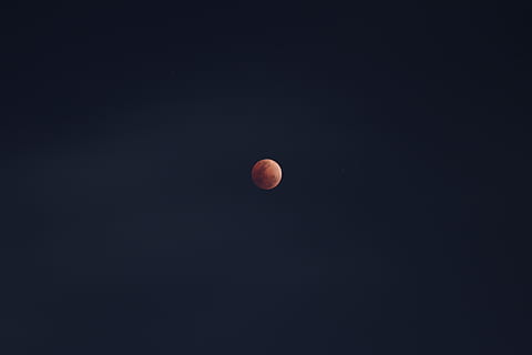 photography, blue, moon, astronomy, dark, eclipse, evening, full moon, luna, lunar, night, phenomenon, scenic, space, sphere, sky, tranquil scene, scenics - nature, beauty in nature, tranquility, nature, no people, copy space, low angle view, idyllic, natural phenomenon, planetary moon, clear sky, majestic, astrology, space and astronomy, moonlight, 4K, CC0, public domain, royalty free