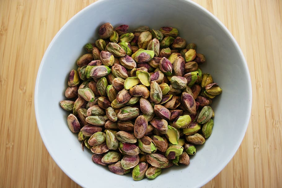baggrund, kontrast, struktur, Brun, lilla, lyserød, grøn, Kina, bambus, is, pistacis, snack, nød, skål af nødder, skål med pistacien, skål, pistacie, mad og drikke, mad, velvære, bord, sund kost, indendørs, friskhed, direkte over, stilleben, ingen mennesker, stor gruppe af objekter, høj vinkel visning, tæt på, træ - materiale, grøntsag, grøn farve, krydderi, ingrediens, overflod, Vegetarmad, 4K