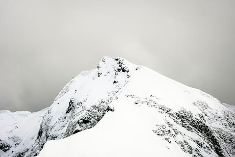 pegunungan Alpen, gunung, alam, di luar rumah, pegunungan, puncak, salju, Es, musim dingin, gletser, batu, liar, lereng, aktivitas santai, petualangan, salju longsor, olahraga, bermain ski, landasan, snowboarding, suhu dingin, gunung berselimut salju, keindahan di alam, ketenangan, scenics - alam, adegan yang tenang, langit, hari, penutup, adegan non-urban, warna putih, tidak ada orang, lingkungan Hidup, idilis, puncak gunung, cuaca ekstrim, 5K, CC0, domain publik, bebas royalti