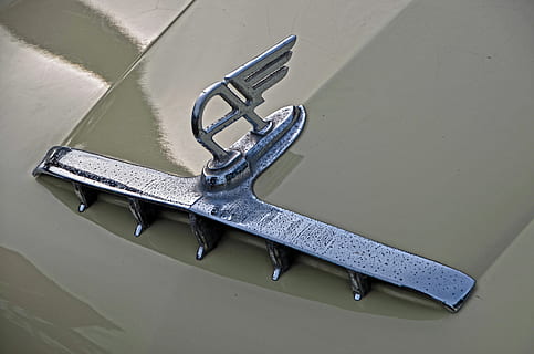austin, chrome, shine, paintwork, flying a, retro, metal, no people, indoors, still life, high angle view, close-up, sharp, work tool, equipment, blade, protection, steel, security, tool, table, safety, silver colored, alloy, two objects, hand tool, 4K, CC0, public domain, royalty free