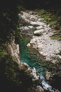göl, uzun boylu, ağaçlar, doğa, Su, açık havada, Akış, dere, nehir, moloz, orman, Blue River, kayaçlar, keşfetmek, yalnız, boş, bitki, yol, uçurum, çakıl, toprak yol, ağaç, Kaya, katı, doğada güzellik, insansız, kaya - nesne, manzaralar - doğa, huzur, sakin sahne, arazi, gün, yüksek açılı görünüş, çevre, kentsel olmayan sahne, akan, akan su, akarsu akan su, 5K, CC0, kamu malı, telif ücretsiz