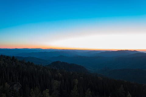 zonsondergang, zon, stralen, de schittering, bergen, hoekpunten, altai, Rusland, schittering, pieken, Belokurikha, berg-, scenics - natuur, hemel, schoonheid in de natuur, kalmte, rustige scène, boom, bergketen, landschap, natuur, idyllisch, niet-stedelijke scène, milieu, fabriek, Bos, geen mensen, buitenshuis, wolk - lucht, land-, bergtop, 5K, CC0, publiek domein, royaltyvrij