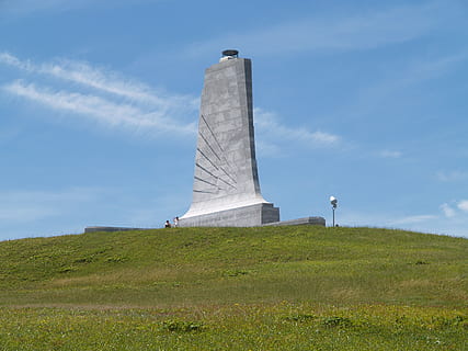 Vereinigte Staaten, Kitty Hawk, Wright, Hatteras, North Carolina, Gras, Himmel, wolke - himmel, Pflanze, die Architektur, Natur, Tag, Flachwinkelansicht, keine Leute, Land, gebaute Struktur, Feld, grüne Farbe, Reiseziele, Geschichte, Turm, Wirbeltier, Reise, Tierthemen, die Vergangenheit, 2K, CC0, gemeinfrei, lizenzfrei