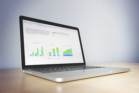 close-up, computer keyboard, analytics, charts, connection, data, electronics, graphs, internet, keyboard, laptop, marketing, modern, monitor, portable, presentation, screen, statistics, technology, touch, wireless, work, wireless technology, computer, communication, computer network, business, table, indoors, graph, digital tablet, corporate business, portable information device, portability, diagram, finance, 5K