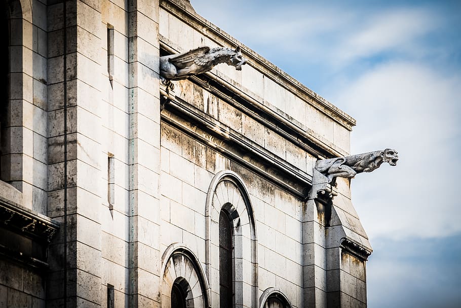 edifici pintat de blanc, arquitectura, vista d’angle baix, exterior de l'edifici, estructura construïda, cel, núvol - cel, el passat, història, cap gent, dia, edifici, naturalesa, arc, destinacions de viatge, a l'aire lliure, viatjar, ciutat, turisme, religió, 5K