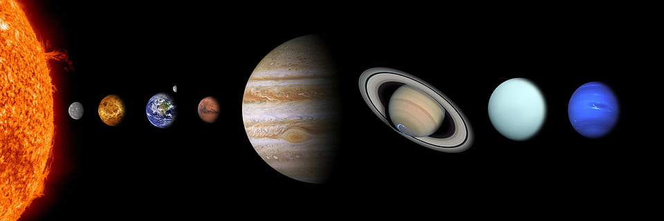 sol, system, planet, tyngdekraft, univers, bestille, natur, tæt på, sort baggrund, ingen mennesker, panoramisk, teknologi, multi farvet, plads, belyst, indendørs, retning, studio skud, cirkel, forretning, Jorden, objektiv - optisk instrument, finansiere, sikkerhed, 8K, CC0, offentligt domæne, royaltyfrie