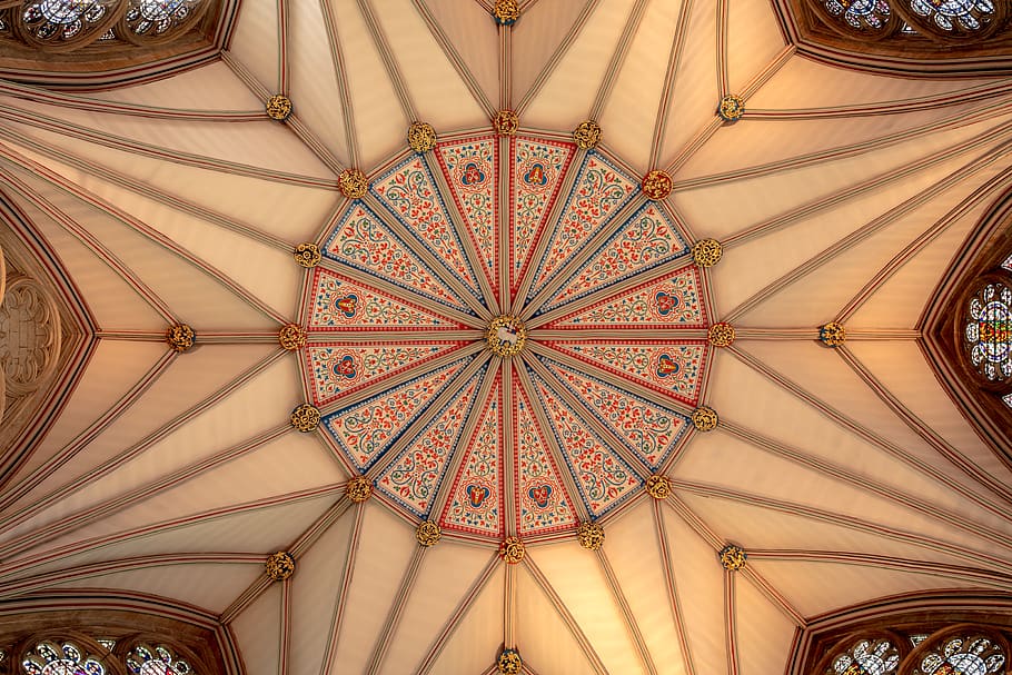 obra d'art multicolor, arquitectura, edifici, cúpula, la catedral i l'església metropolitana de peter a York, Regne Unit, minster yd, interior, sostre, endins, geometria, geomètric, habitació, Església, 8k, uhd, 4k, ornament, històric, catedral, vista d’angle baix, estructura construïda, religió, creença, lloc de culte, patró, espiritualitat, a l'interior, cap gent, disseny, directament a sota, destinacions de viatge, característica arquitectònica, arc, arquitectura i art, ornamentat, motiu floral, 8K